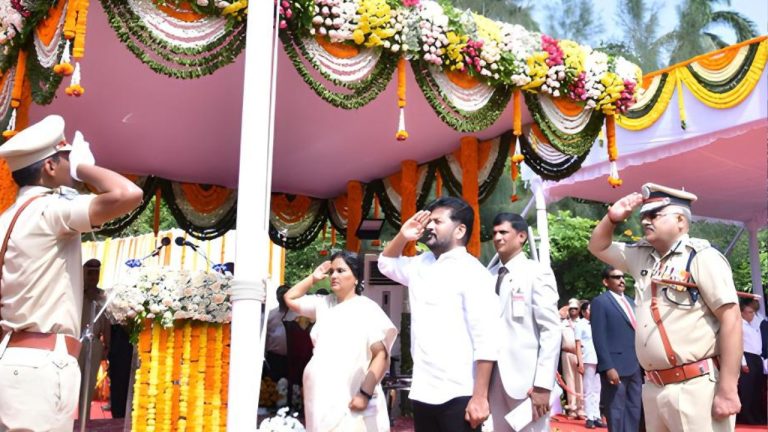 CM unfurls national flag on ‘Telangana Praja Palana Dinotsavam’
